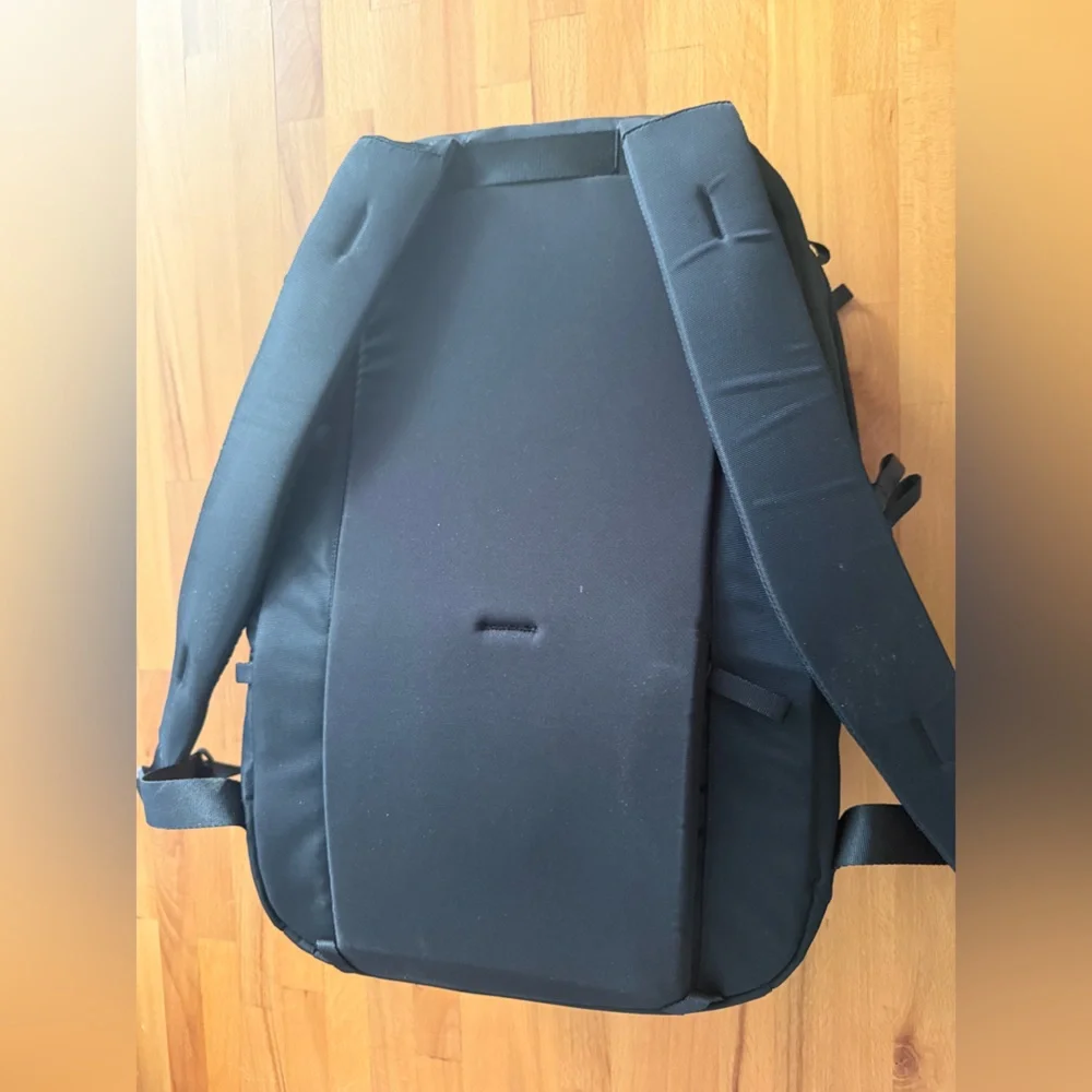 Urth Arkose Camera Backpack Set 20L Black